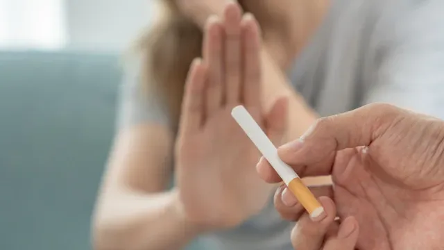 "O que acontece quando deixa de fumar?" Benefícios "após último cigarro"