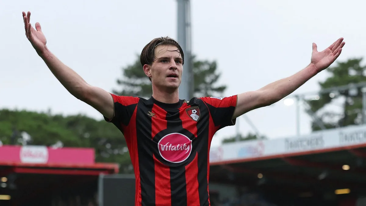 Bournemouth will consider Scott sale in January for over £80m