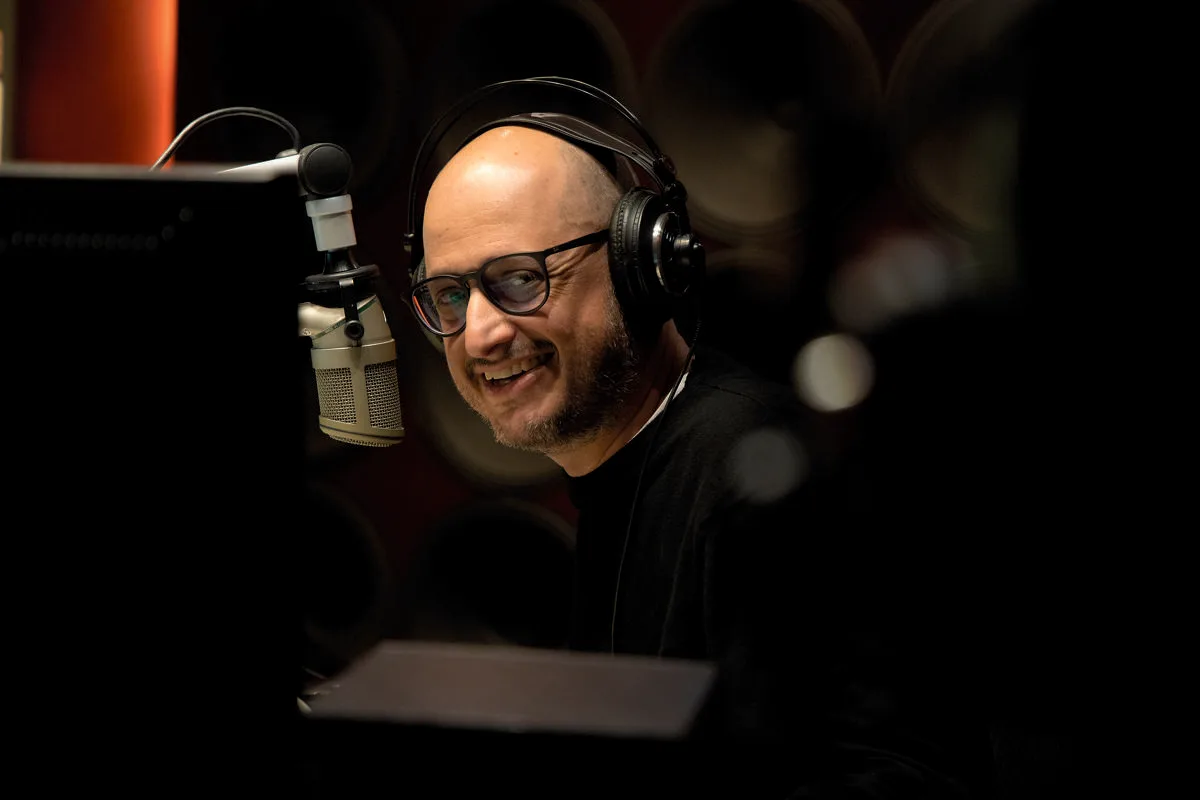 Livro mostra os momentos finais e o retorno da rádio Eldorado