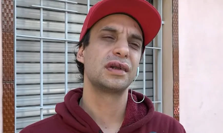 Simularon ser operarios de una empresa de electricidad, entraron a robar una casa y los echaron a golpes