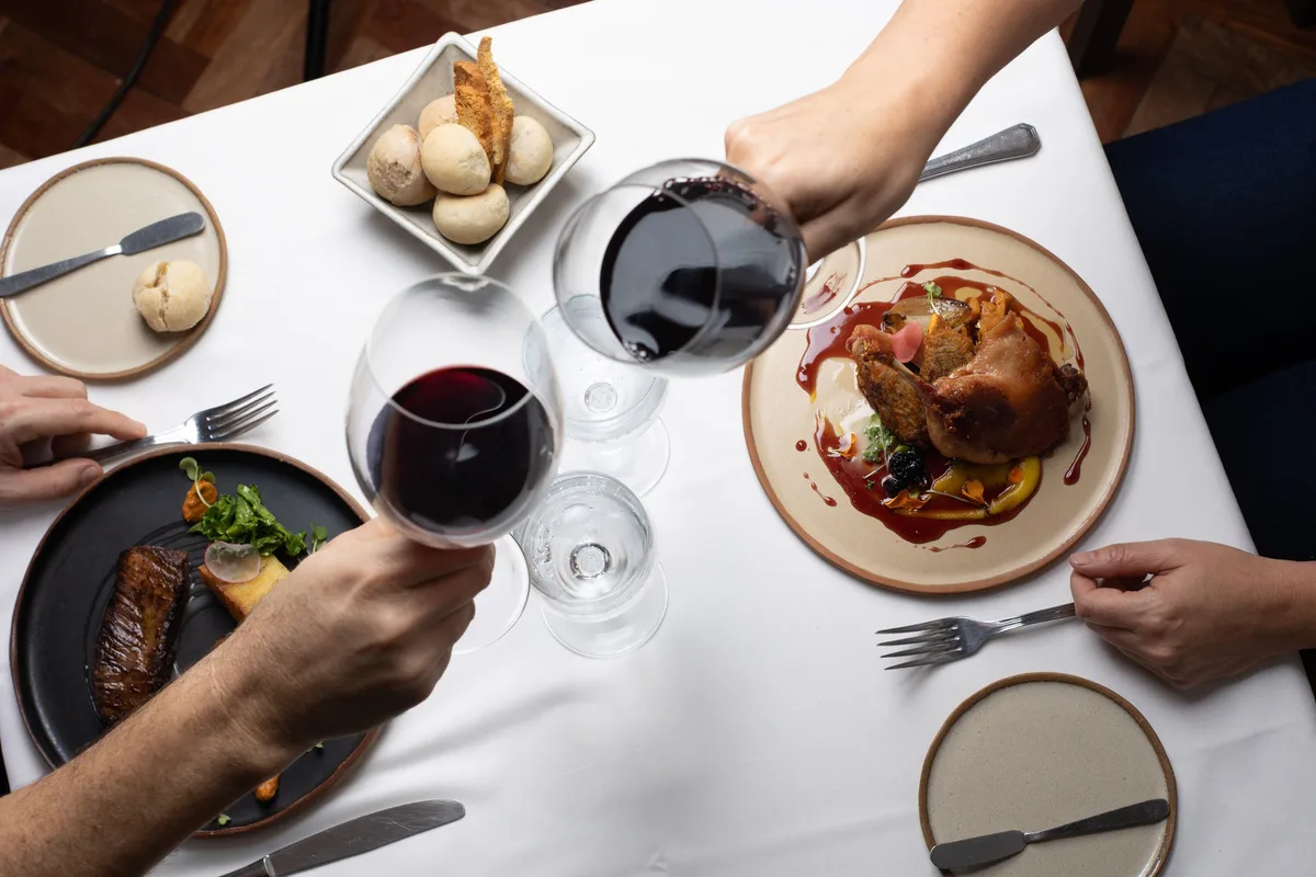 Un festival de comida francesa de 12 días: dónde son las cenas especiales y las actividades con vinos quesos, croissants y chocolates