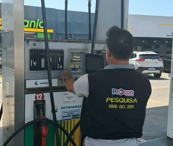 Gasolina tem queda de preço em João Pessoa, aponta pesquisa do Procon; veja valores
