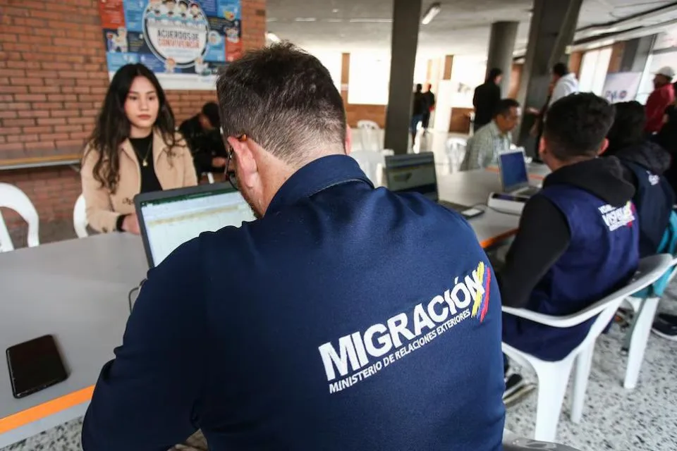 Colombia endurece el control migratorio con nuevos operativos y deportaciones