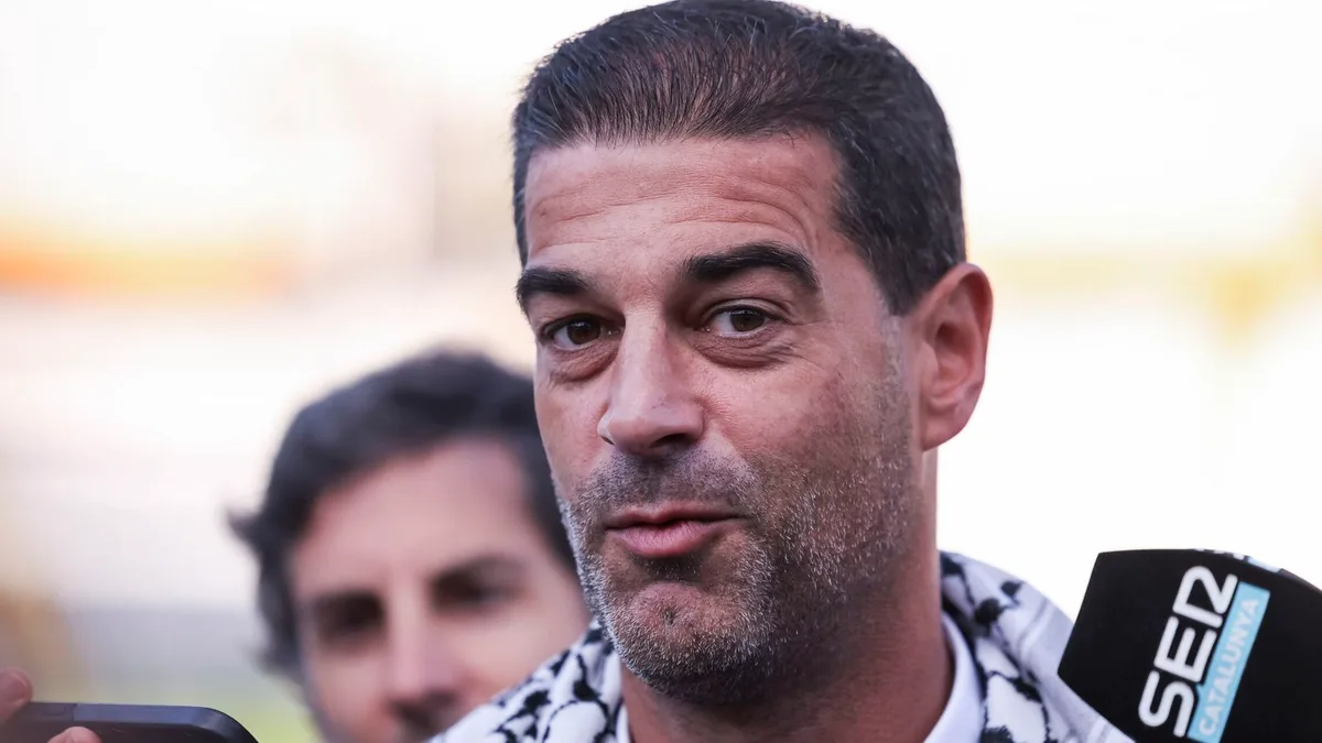 Gerard López, exfutbolista: "Veo al Barcelona más espectacular, pero al Real Madrid más sólido"