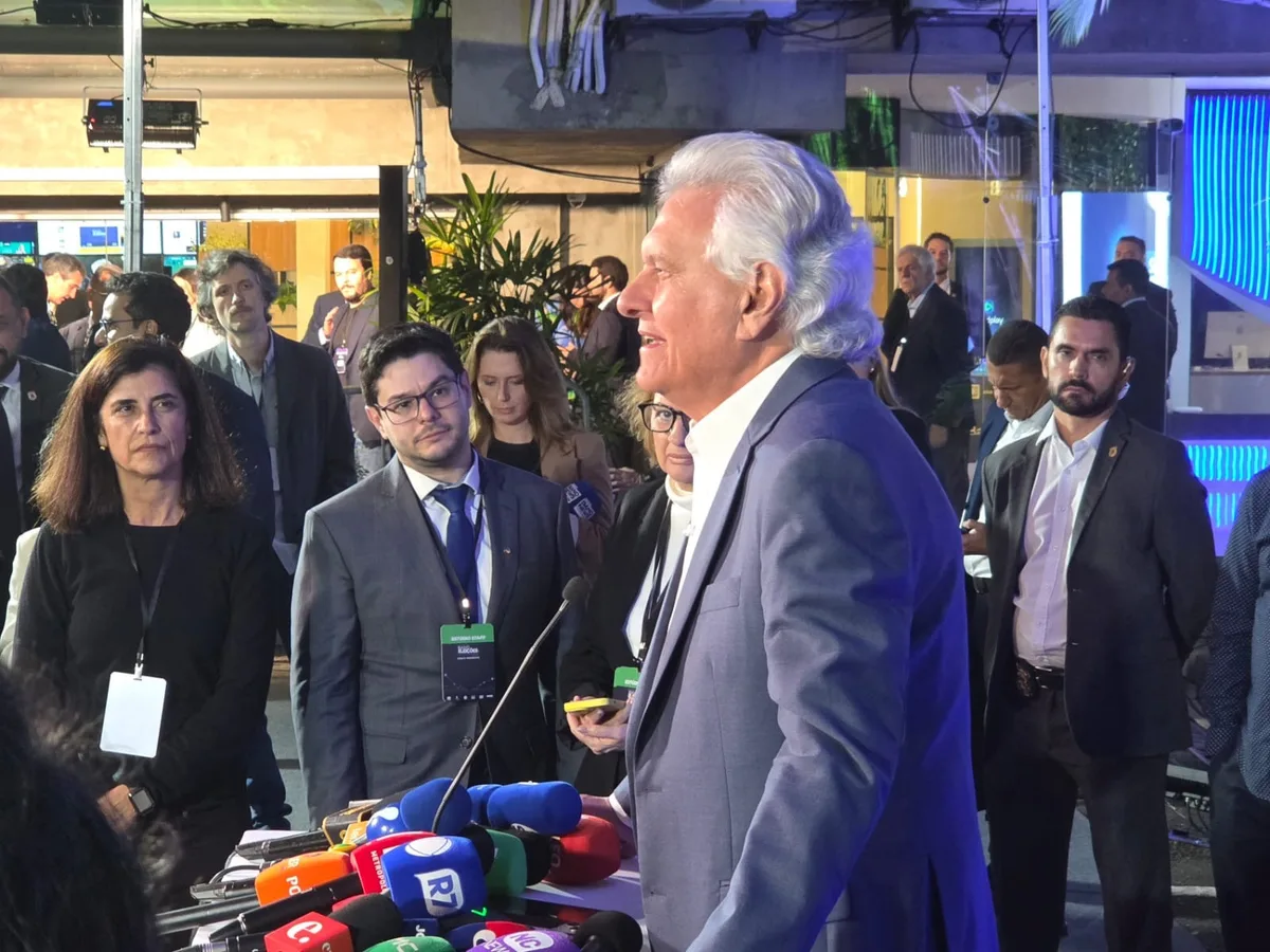 Lula e Flávio deveriam perder registro de candidatura por faltar ao debate, diz Caiado