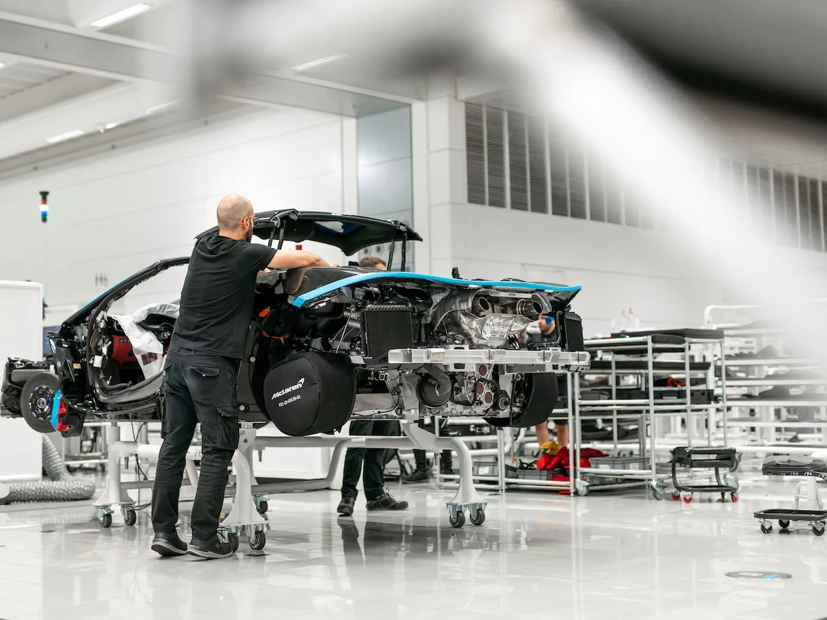 McLaren puts £500m behind its first SUV