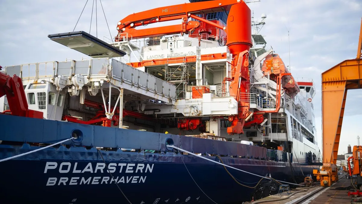 Forschungseisbrecher: Zwei Millionen Meilen auf dem Meer: Party für „Polarstern“