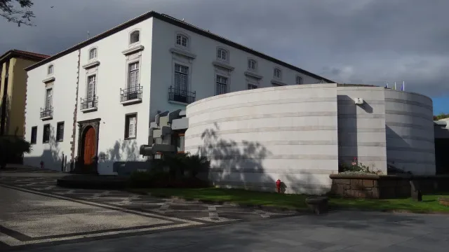 PSD destaca aumento das verbas para a Madeira, mas exige mais