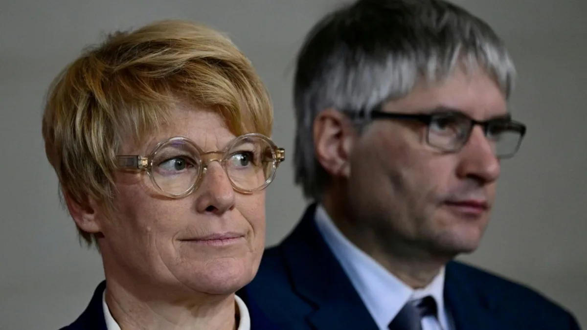 Halbleere Gasspeicher: Wirtschaftsweise Grimm sieht noch keinen Handlungsbedarf