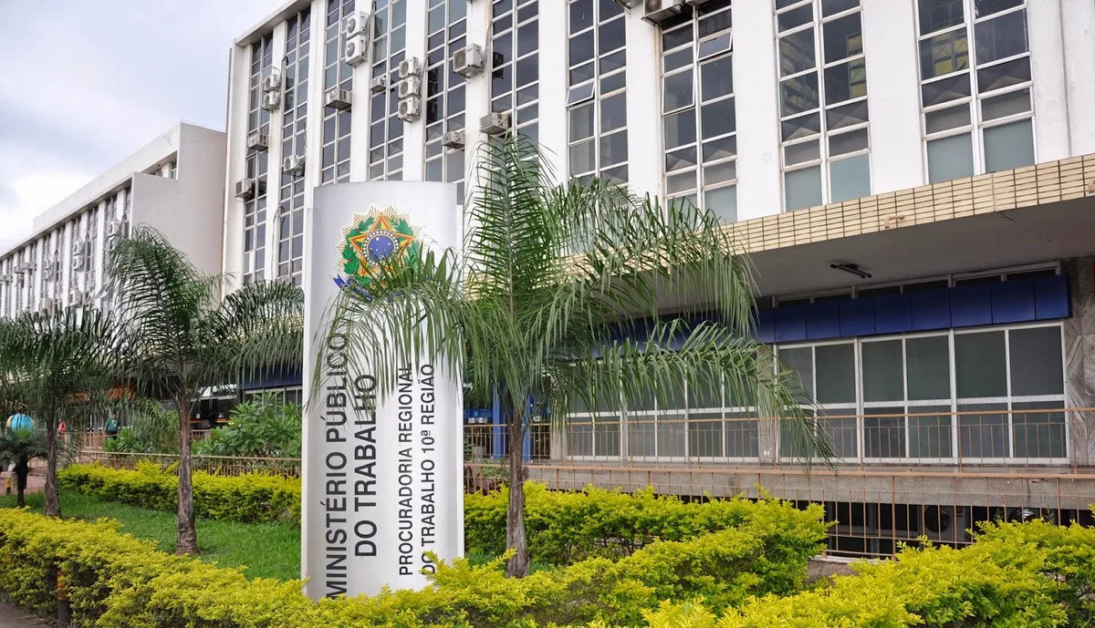MPT processa diplomata aposentada e filho por trabalho análogo à escravidão em área nobre de Brasília