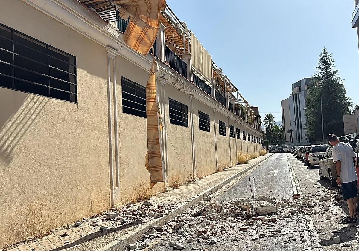 El PSOE reprocha a Moreno que aún no se haya reunido con los afectados por los terremotos de Granada