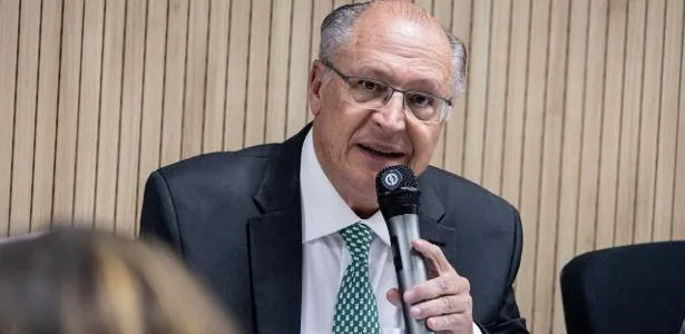 Alckmin defende ajuste fiscal por eficiência do gasto e sem impostos