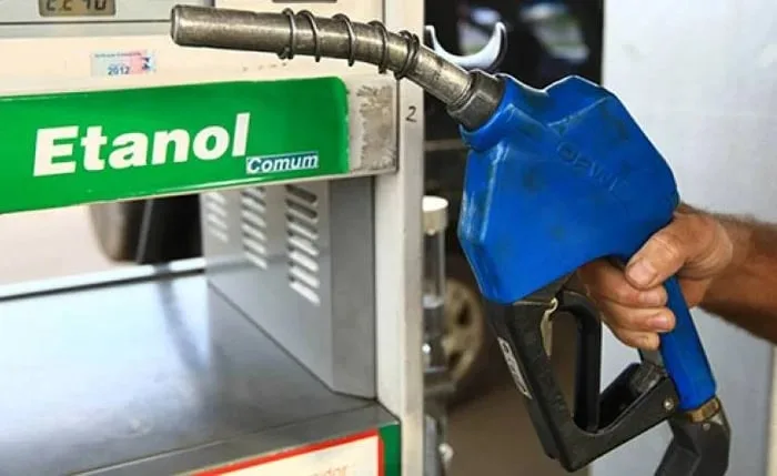 Etanol cai em 14 estados e mantém vantagem sobre gasolina no Acre
