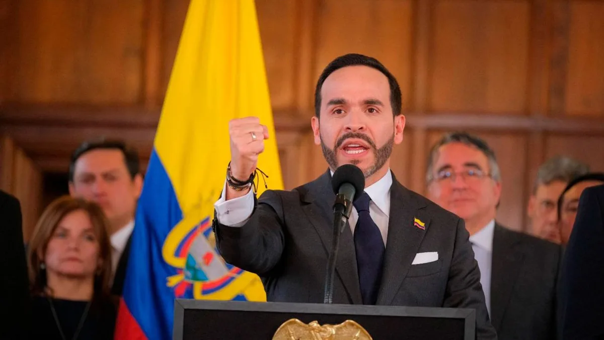 De la Espriella confirma un primer cambio en su Gobierno tras la dimisión de la ministra de Educación