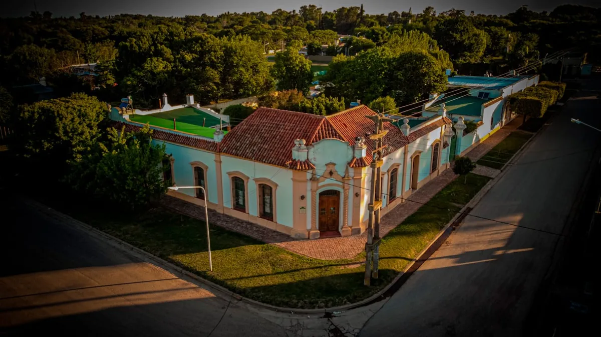 El pueblo argentino que fue reconocido por su tradición: recibe hasta 13.000 turistas por fin de semana y queda a 113 km de CABA