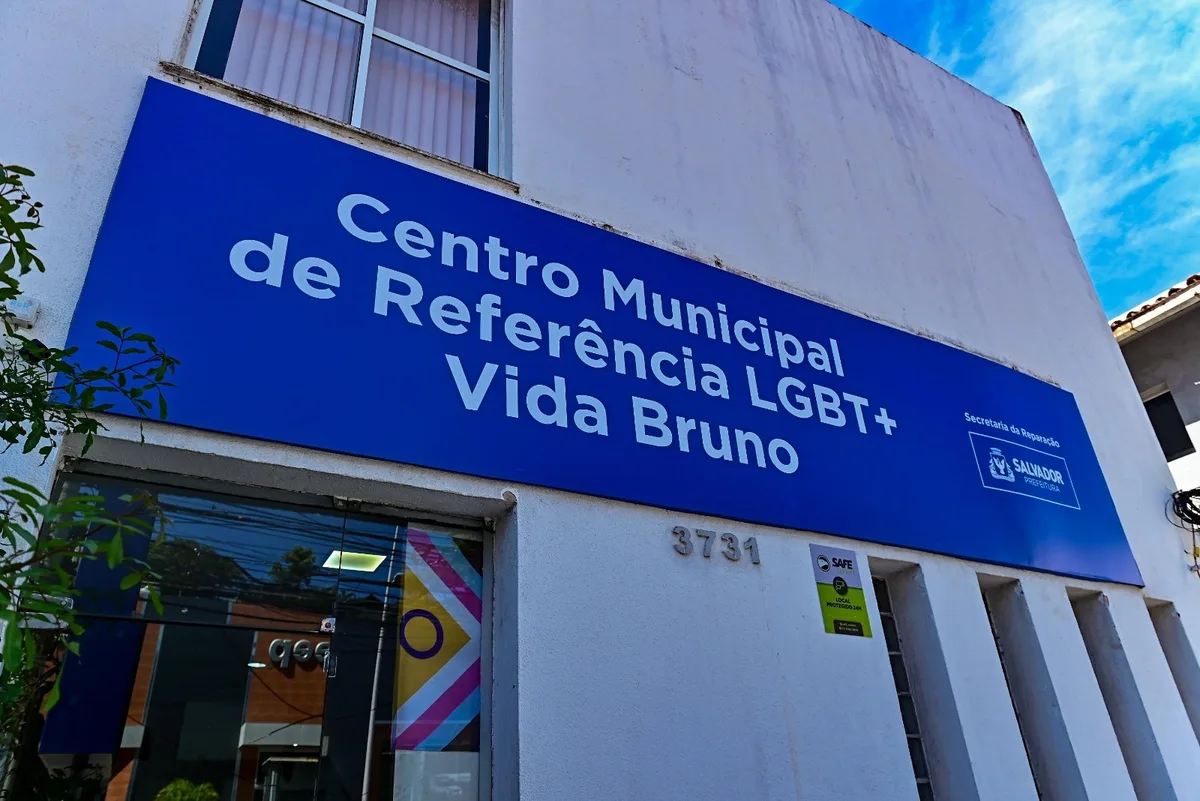 Salvador oferece atendimento gratuito a vítima de LGBTfobia; entenda
