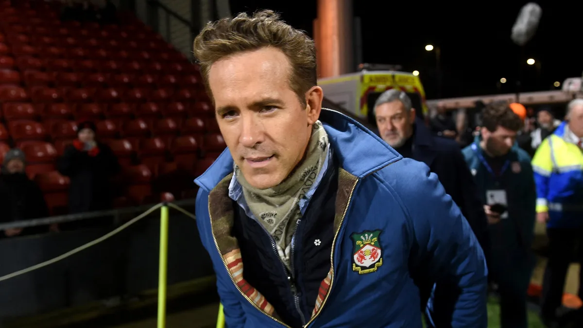 Más control ejecutivo y otra lógica deportiva, el nuevo esquema que prepara el equipo de Ryan Reynolds