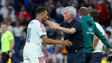 José Mourinho prend la défense de Kylian Mbappé qu'il estime visé par des critiques "ridicules"