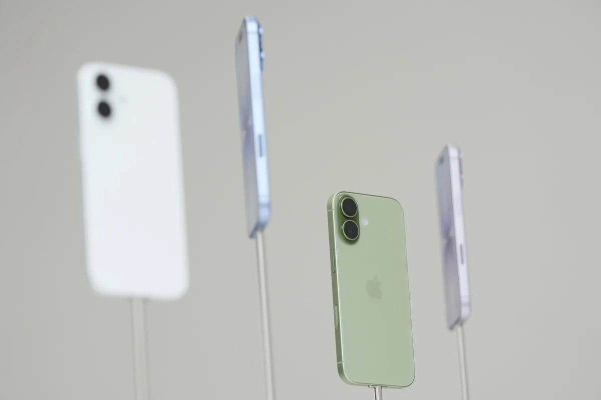 Apple takes margin hit on iPhone 17 to keep India price competitive
