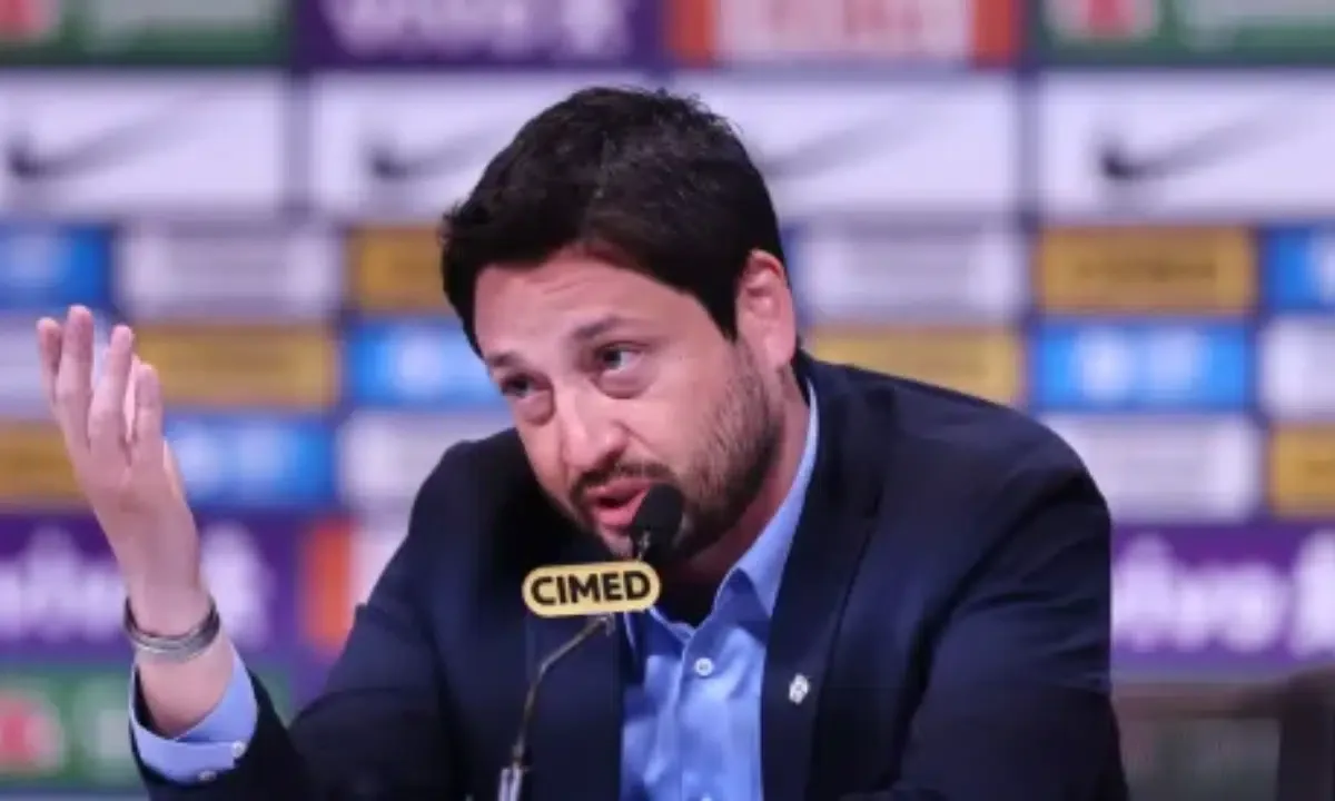 Arthur Elias avalia a grande vantagem do Brasil na Copa do Mundo 2027