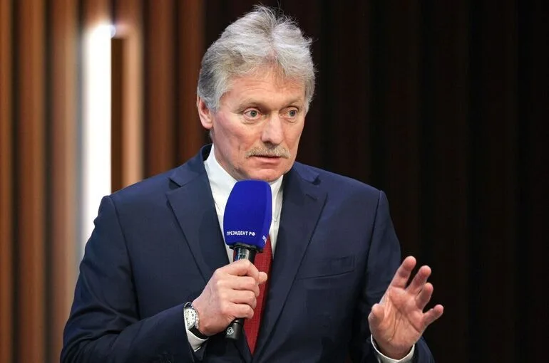 Песков: Киев не хочет решать конфликт мирным путем