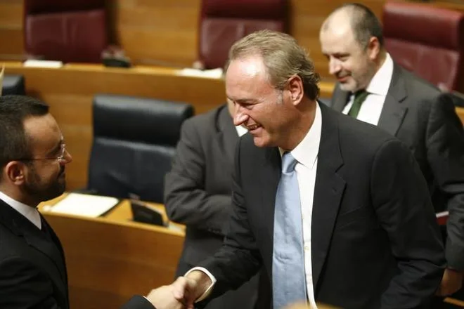 Génova vuelve a hacer esperar al candidato del PPCV: el precedente de Fabra
