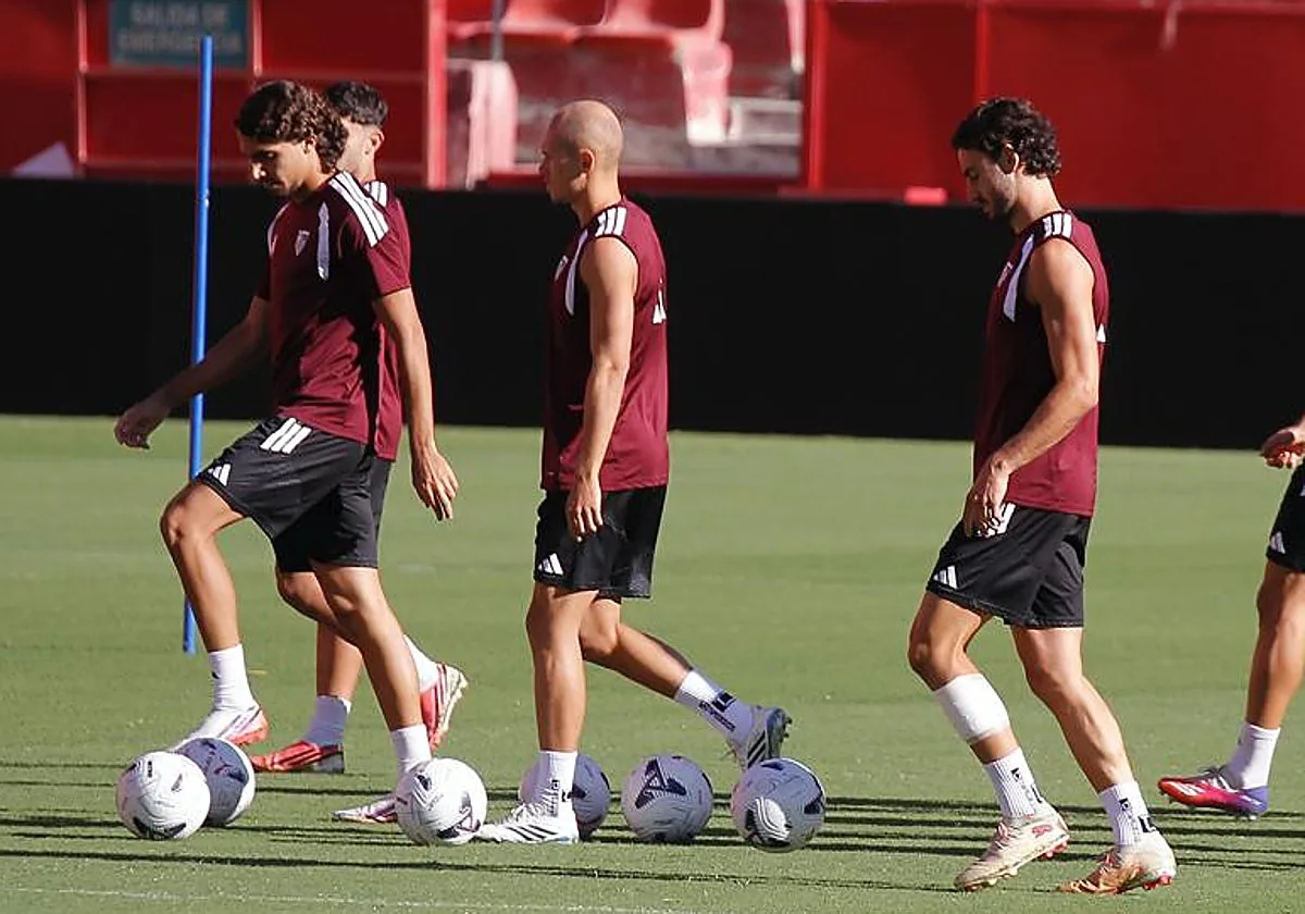 Alineaciones probables del Sevilla - Atlético de Madrid de LaLiga EA Sports 2026-2027: onces y banquillo de suplentes