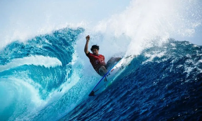 Yago Dora vence Mateus Herdy e Luana Silva descobre sua adversária em Fiji