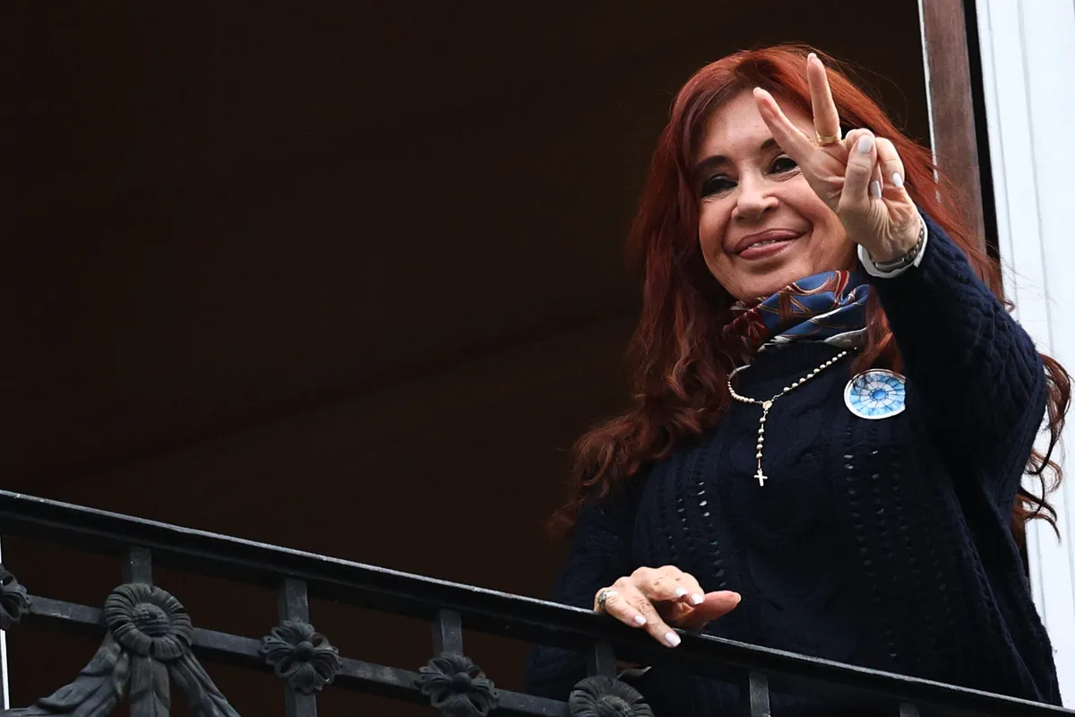 Series, libros y visitas: qué dicen los informes de los especialistas que controlan a Cristina Kirchner una vez por mes