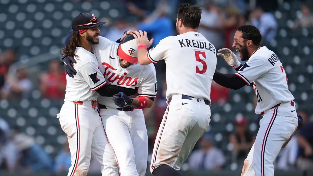 Twins top Yankees in 13 innings on Caratini’s single