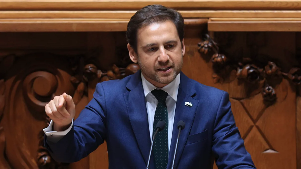 CT da Lusa apela a intervenção de Aguiar-Branco sobre ameaças de deputado do Chega