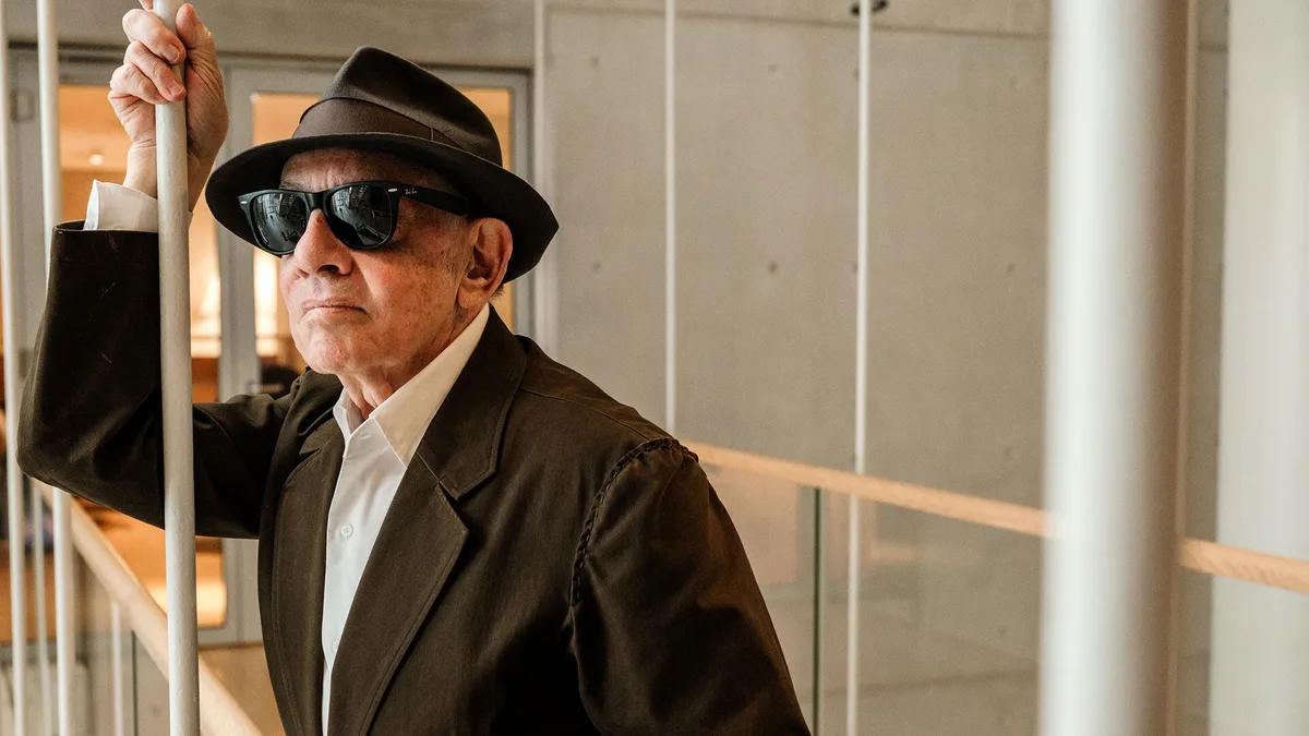 “Nunca he tenido tiempo para la nostalgia”: Alfredo Arias cuenta cómo vive su identidad argentina después de 56 años en París