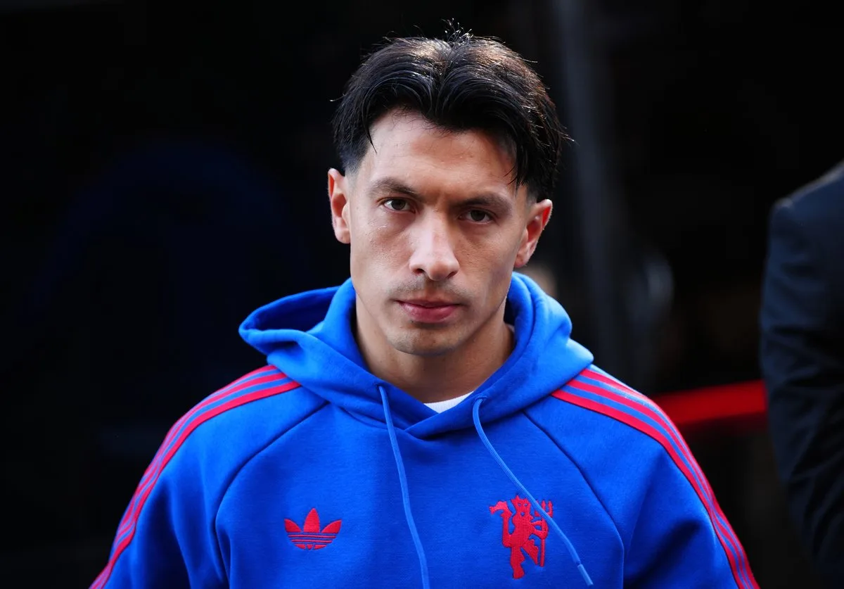 Manchester United: Michael Carrick makes Lisandro Martinez decision ahead of Leeds clash