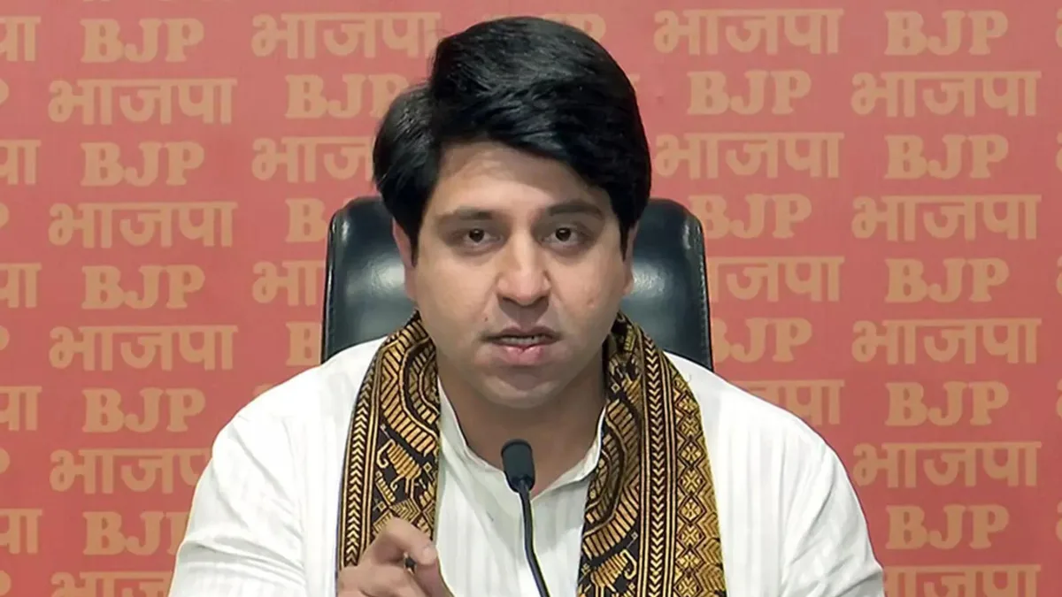'Warm goodbye to the party I love': Shehzad Poonawalla resigns from BJP 'once again'