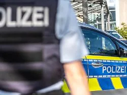 Mit Messer erstochen: Nach Tod eines 15-Jährigen: Zwei Gesuchte stellen sich