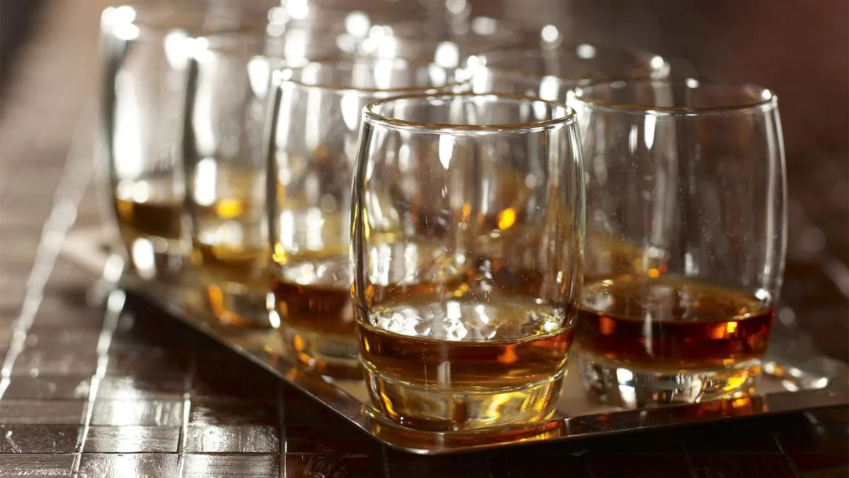 Chicago bar breaks boozy world record