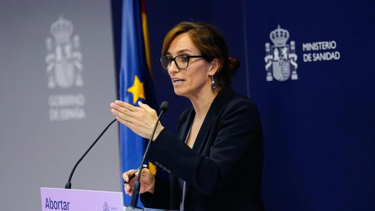 Mónica García insta al PSOE a llevar el decreto de vivienda al próximo Consejo de Ministros ante el desahucio de Maricarmen