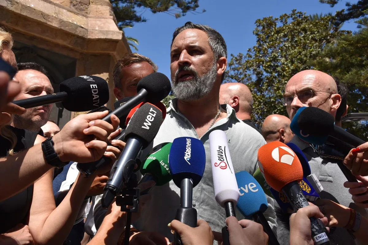 Abascal anima a concentrarse frente a la "traición" a los ceutíes de un Gobierno que no actuó ante la "invasión"