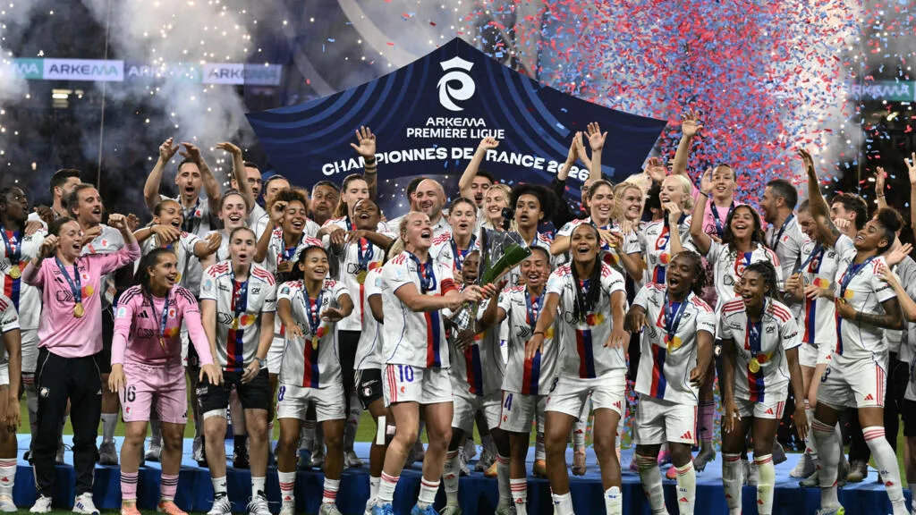 Campeonato francês feminino reúne talentos brasileiros e tem domínio do Lyon