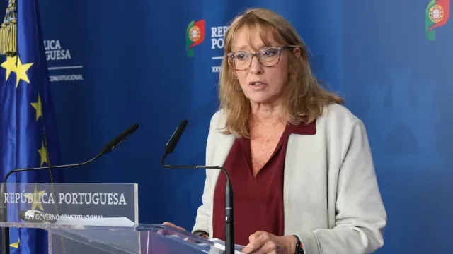 PS e Governo reúnem-se sobre Prestação Social Única e saem em silêncio