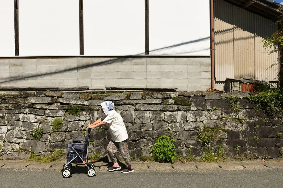 Number of centenarians in Japan top 100,000 for first time