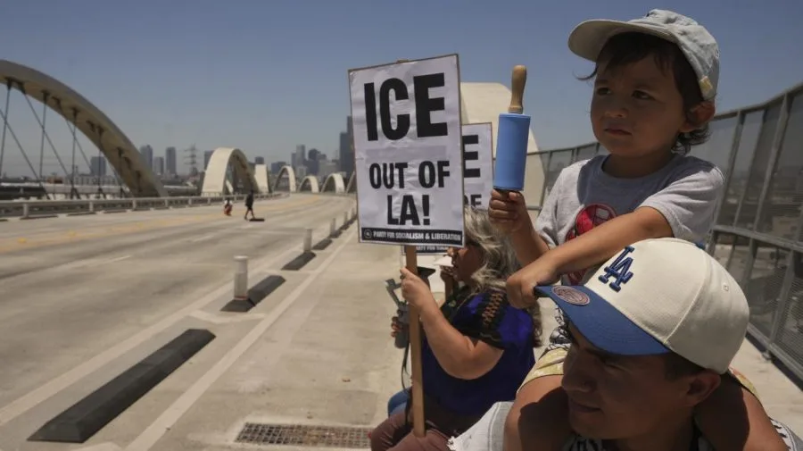 Judge restricts immigration officers from making warrantless arrests in Southern California