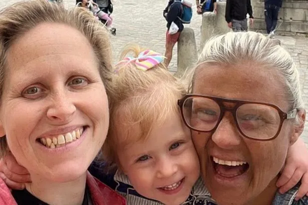 Celebs pay tribute to Charlie Anderson-Read, 41, as blogger announces own death in video