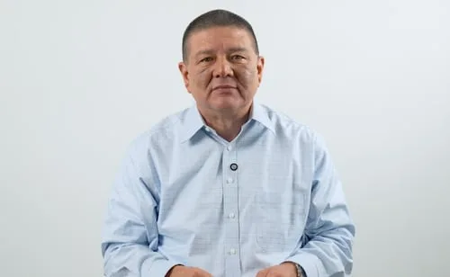 Exfiscal César Jáuregui enfrentará proceso en libertad; juez fija medidas cautelares por caso del narcolaboratorio en El Pinal