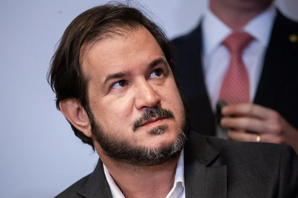 Rueda declara R$ 75,6 milhões e é o mais rico entre candidatos do RJ