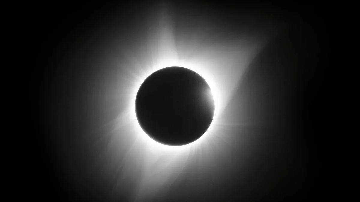 Francisco Cacho, meteorólogo: “El eclipse de 2027 podría ser mejor que este, se hará de noche durante más de 4 minutos”