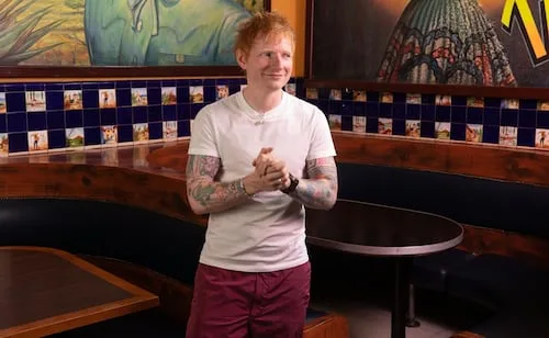 Primo de Ed Sheeran arremete contra el cantante: "me avergüenzo de él"