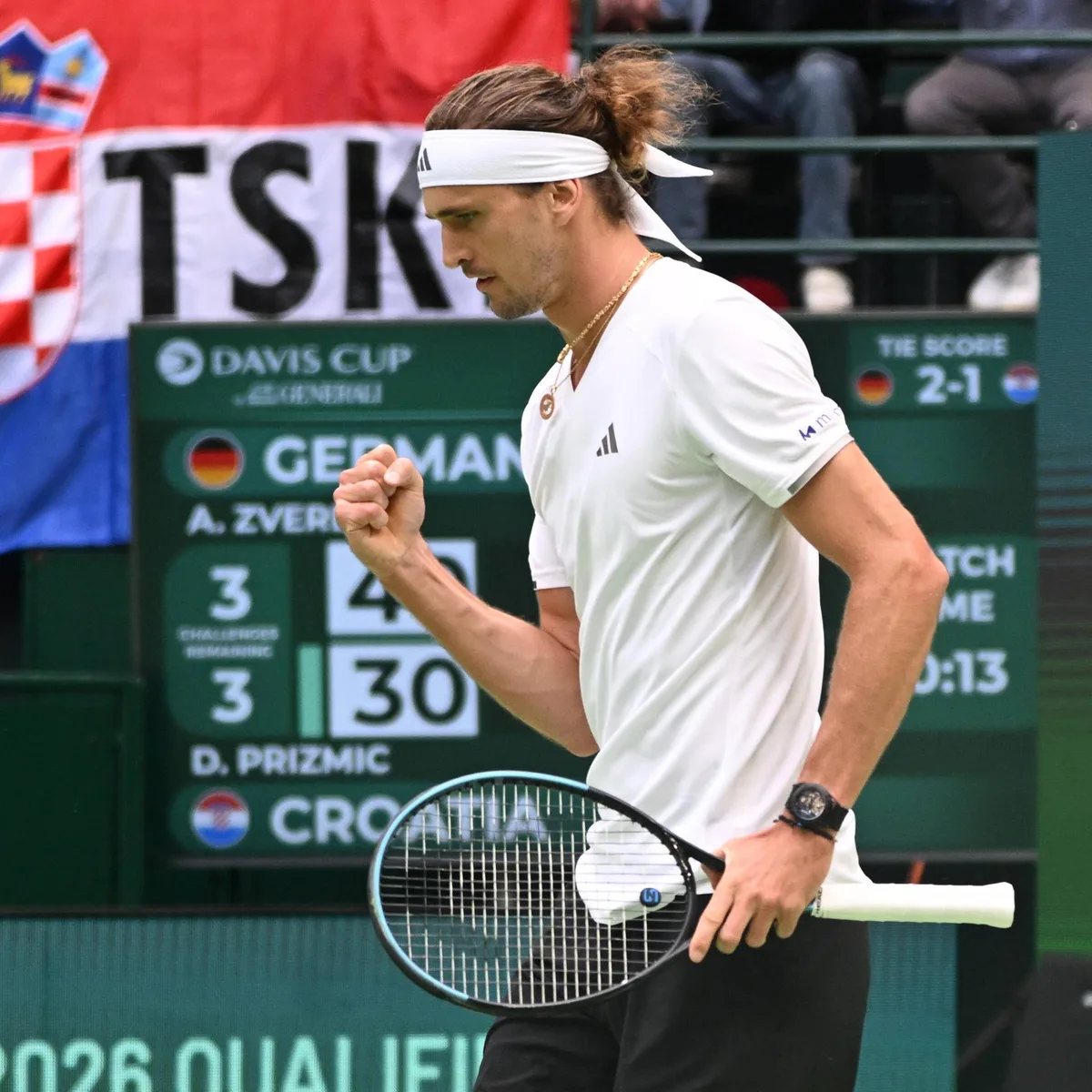 Halle/Westfalen - Davis Cup: Deutschland nach Siegen von Zverev und Krawietz/Pütz in der Finalrunde