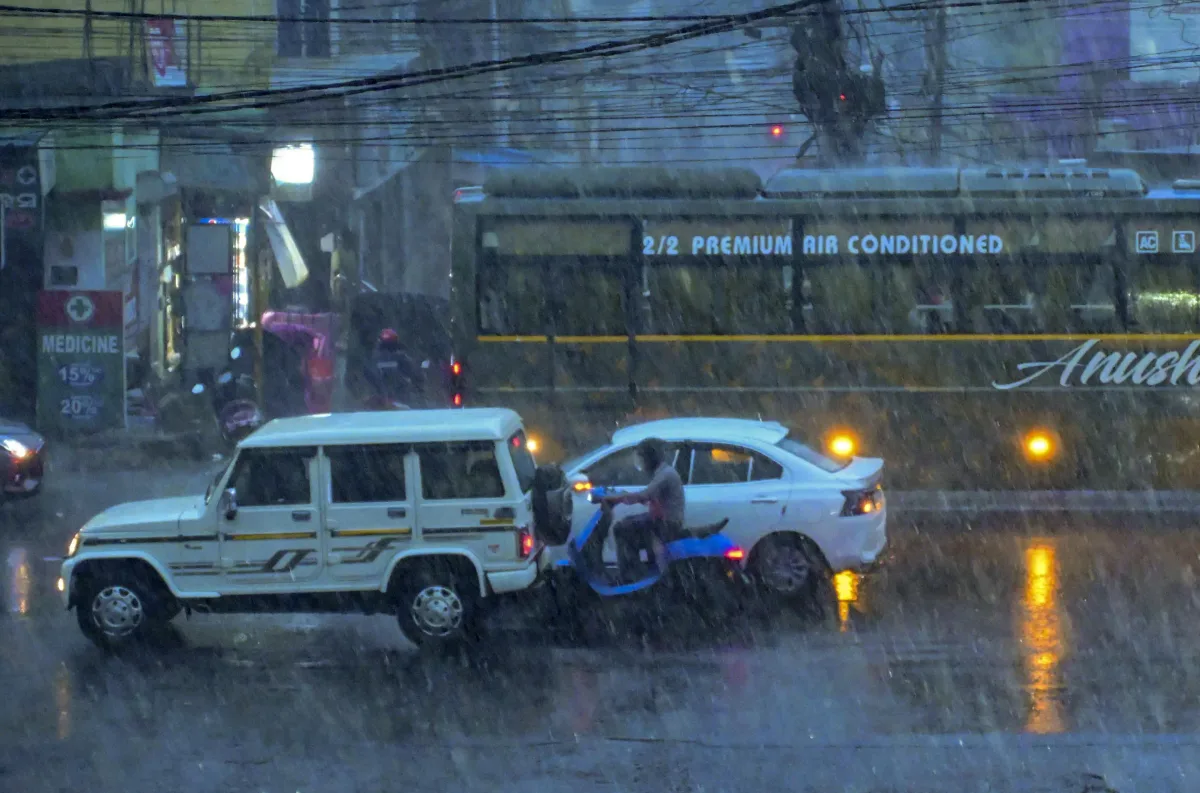 Low-pressure area in Bay of Bengal to bring heavy rain over east India