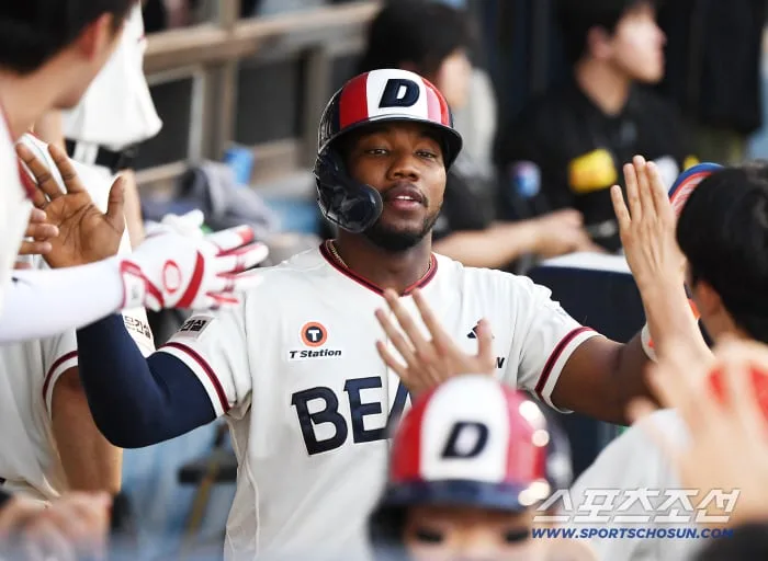 장타율 0.722 무력 시위 통했다…사령탑은 합격 내렸다, "확대 엔트리 때 온다"